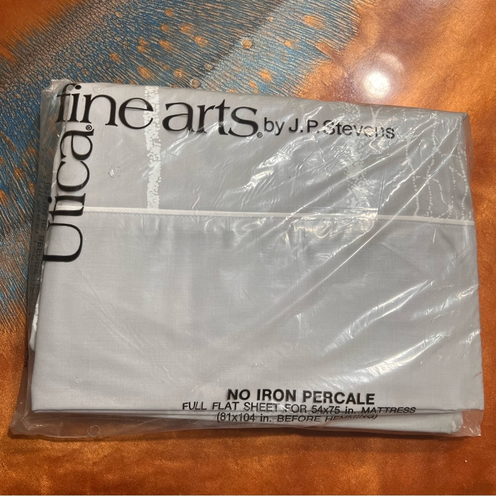 Vintage Utica by Stevens Percale Full flat Sheet Botanical Gray white print